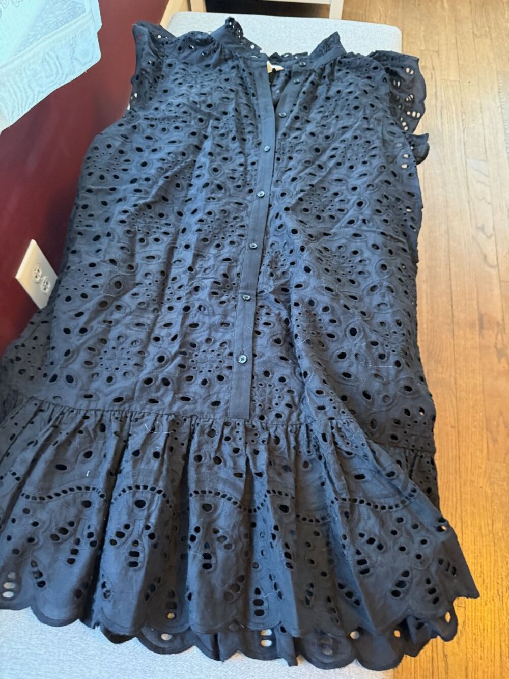 H&M flutter sleeve dress - black - size M